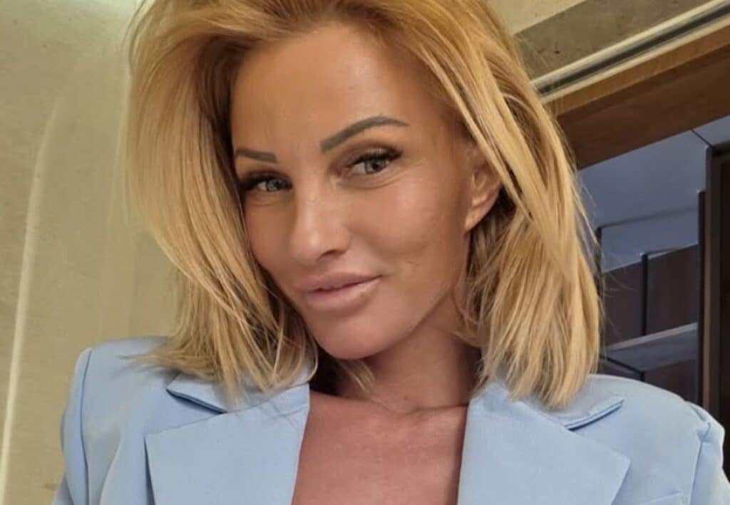 Die geilste deutsche MILF Porno Darstellerin: Candy Samiry